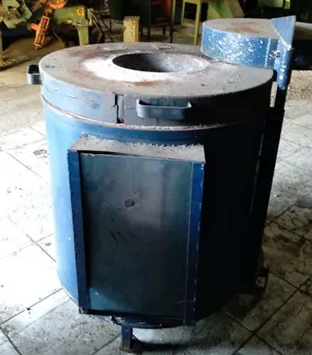 Forno Elétrico - Cap 150kg - Para alumínio Lote: 032/033/034/035