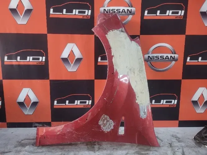 Paralama Esquerdo Renault Sandero Stepway 2008 a 2013 Vermelho (Recuperado)