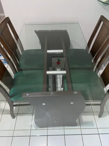 Mesa de 4 lugares