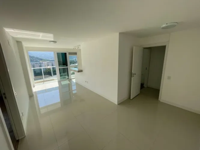 AMPLO APTO 02 SUÍTES 80m² BARRA DA TIJUCA - DUVIDO MENOR PREÇO !!! AGENDE UMA VISITA E CON