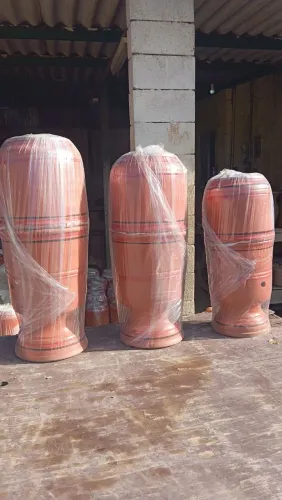 Vasos de barro para cozinha