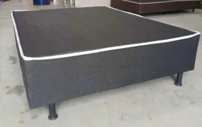 Base para Cama Box Cinza com Detalhe Branco