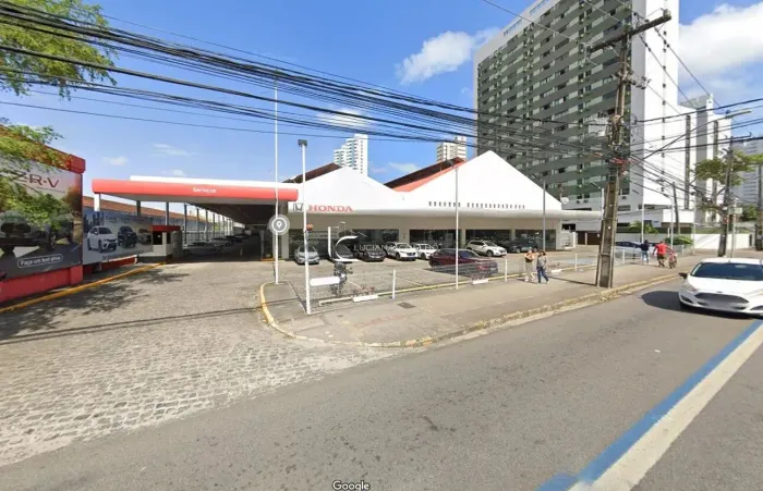 Área Comercial para Alugar no Bairro Torre com 9.700 m²