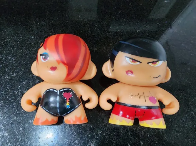 Casal de Bonecos Namorados