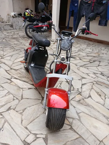 Vendo uma moto elétrica PT3S,3000W