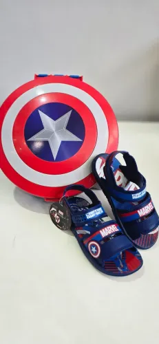 Sandálias e Mochila Capitão América Marvel - Novas! APENAS NO 33/34 Presente Natal Meninos