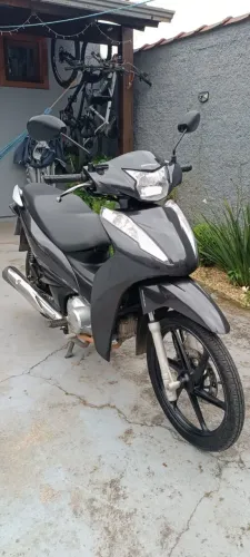 Vende-se Honda Biz 2019.
