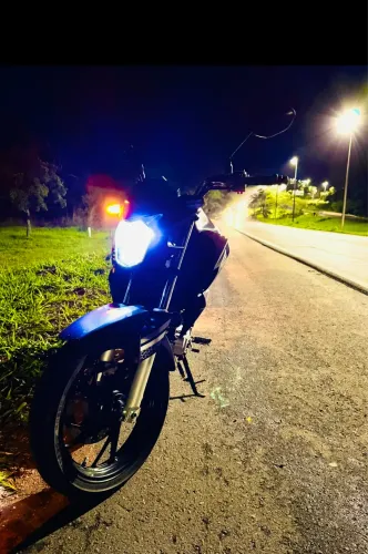 CB Twuist 2022 edição fumaça cor Preta