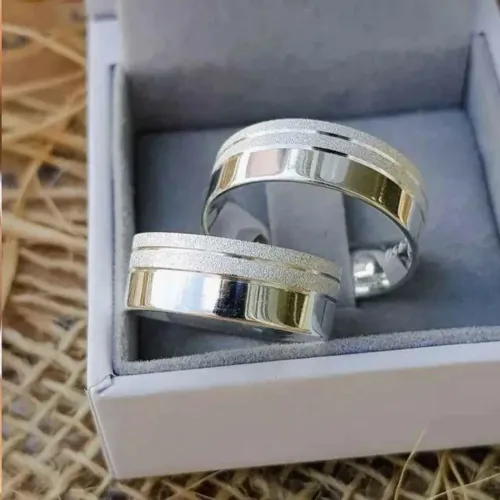 Alianças aço cirúrgico