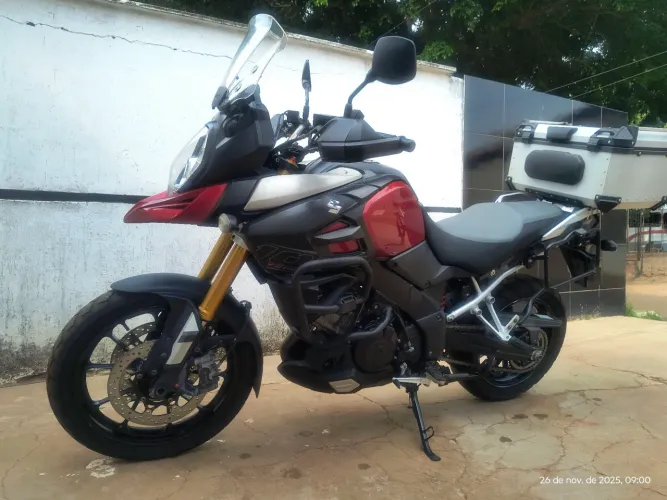 Vendo Suzuki DL V Strom 1000 