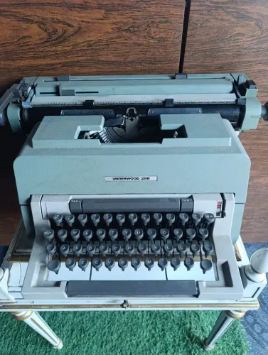 Máquina de escrever 