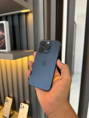iPhone 15 pro 128 gigas 3 meses de garantia 