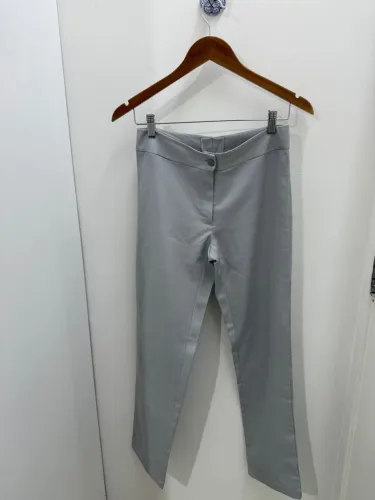 Calça feminina social cinza