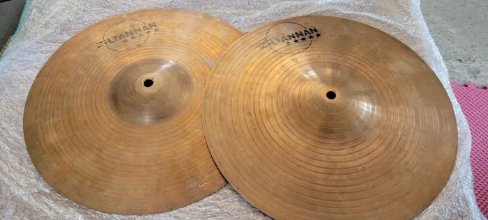 Pratos Ziltannan 14", 38 cm novos