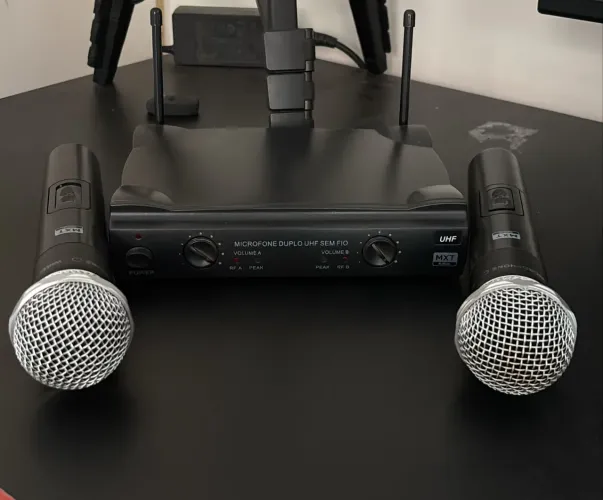 Microfone sem fio MXT UHF