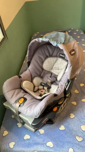 Bebê Conforto Com Base Keyfit Chicco c/ Isofix - Graphite