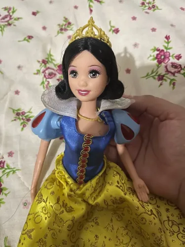 Boneca Branca de Neve - Disney