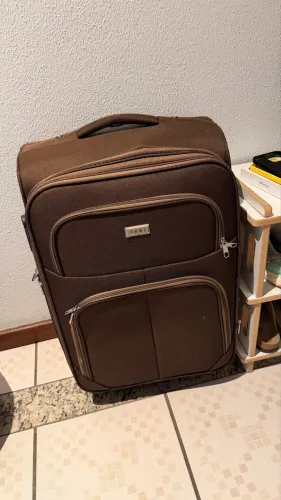 Mala média de viagem