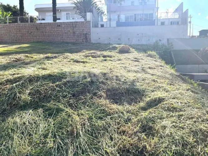 Terreno à venda no Condomínio Residencial Delle Stelle em Louveira na Davanti Imóveis.