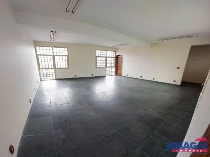 Imóvel comercial no Centro