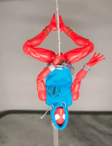 Homem Aranha scarlet Spider Man novo CTtoys
