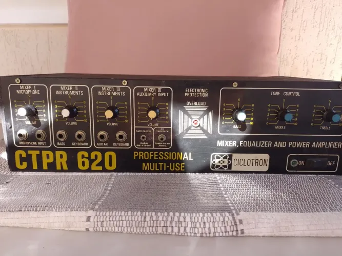 Mixer, Equalizador e Amplificador Ciclotron CTPR 620