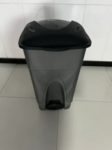 Cesto de lixo Grande 