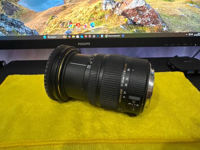 Lente Sigma 17-50mm f/2.8 EX HSM com filtro ND variável 