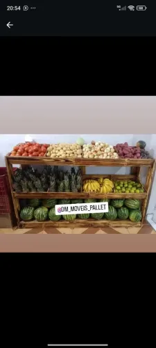 Expositor e Prateleira de Madeira para Frutas e Verduras