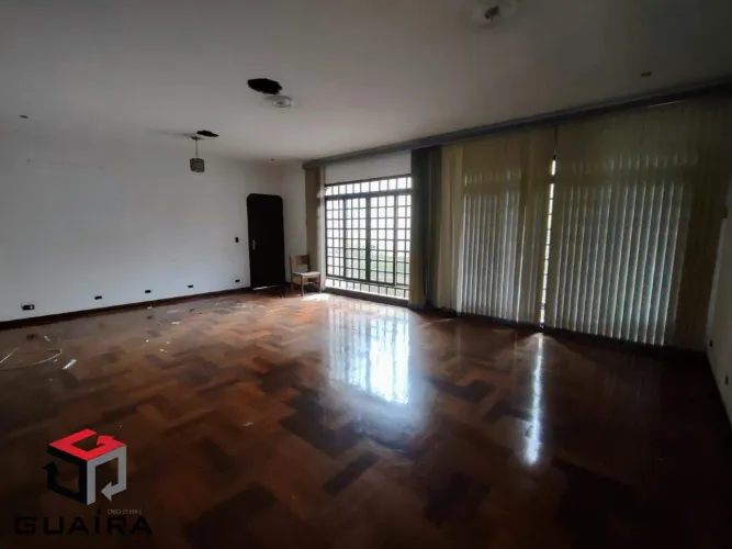 Casa Térrea à venda 4 quartos 3 suítes 10 vagas Eldízia - Santo André - SP