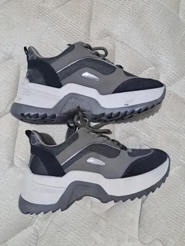 Tênis Chunky Moderno - Verde militar - Via Marte 
