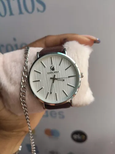 Relógio Couro Cool Wolf resistente a água