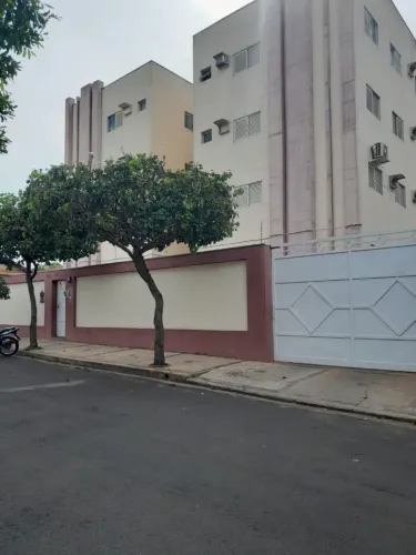 Vende-se Apartamento em Penapolis