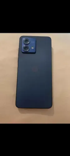 Moto G84 