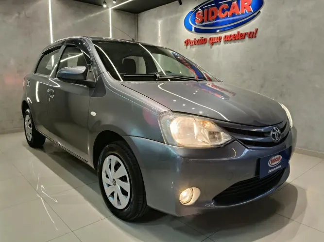Toyota Etios X 1.3 Flex 16V 5P Mec. 2016