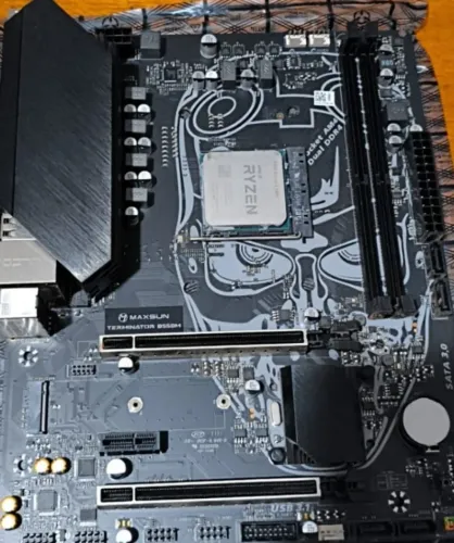 Kit upgrade - Ryzen 5 5600 + B550 Maxsun Terminator