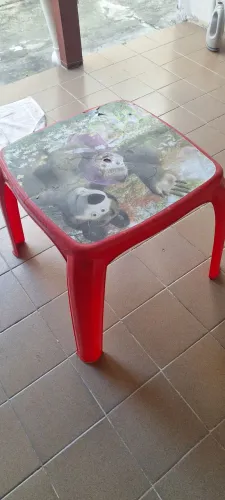 Mesinha infantil somente a mesa