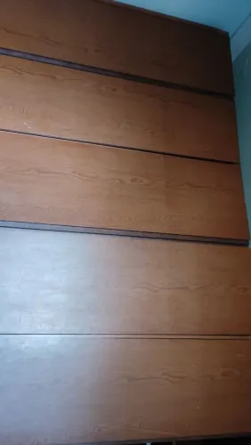 Vendo um guarda-roupa três meses de uso