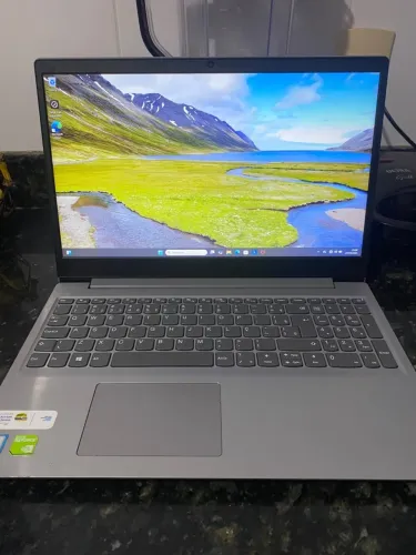 Notebook Lenovo IdeaPad i7
