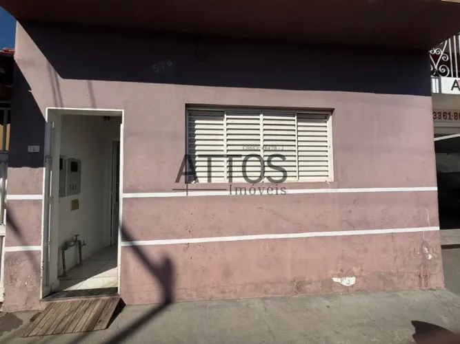 Locação de Casas / Padrão na cidade de São Carlos