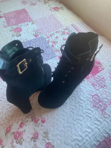 ? BOTAS LINDAS COM PREÇO IMPERDÍVEL! ?