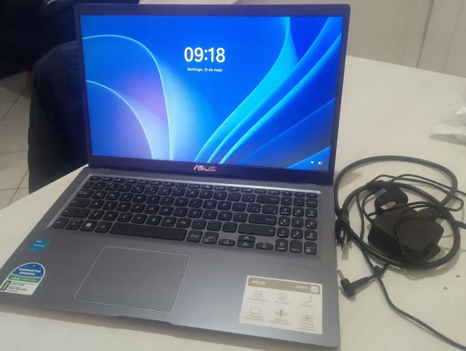 Notebook Asus 15,6 estado novo SSD 128GB/windows 11.