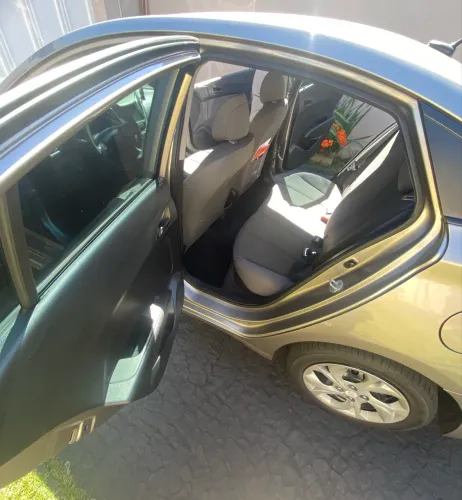 Hyundai HB20S C.plus/c.style1.0 Flex 12V Mec. 4P 2019