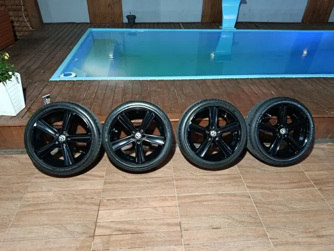 Rodas 18