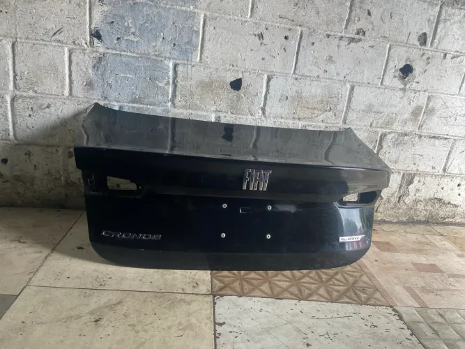 Tampa de mala fiat cronos 2023