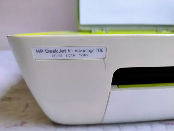 Impressora HP Deskjet Ink Advantage 2136