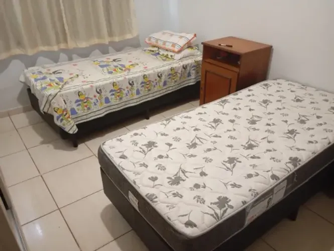 CAMA DE SOLTEIRO + COLCHÃO