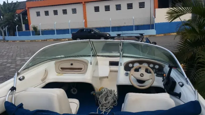 Vendo ou Troco por Jet Ski - Lancha Sea Ray 18 pés