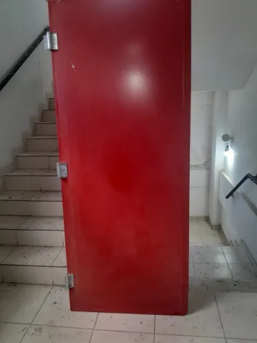 Vendo Portas corta fogo