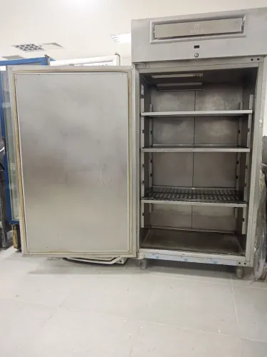 Câmara/ refrigerador Macom Premium ,Inox,  220v, TODO INOX, -7 Graus, IMPECAVEL 